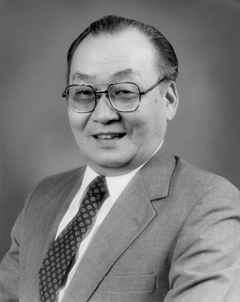 Dawon Kahng (1931 – 1992), Courtesy NEC Corporation