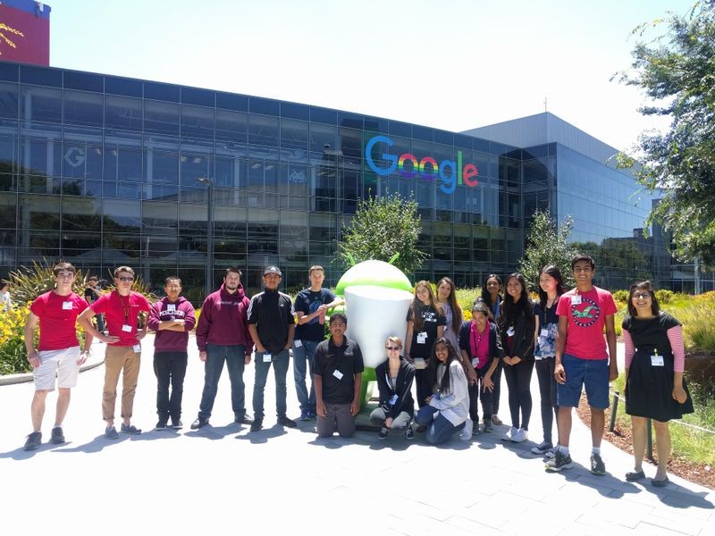 Me (far right) with CHM’s 2016 high school interns during our field trip to Google.