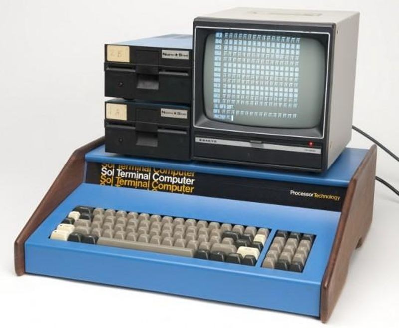 Early computer kits included the Processor Technology Sol-20 with two floppy disk drives and a video display.