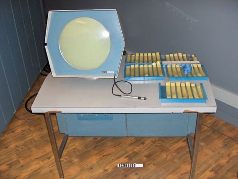 PDP-1 display unit