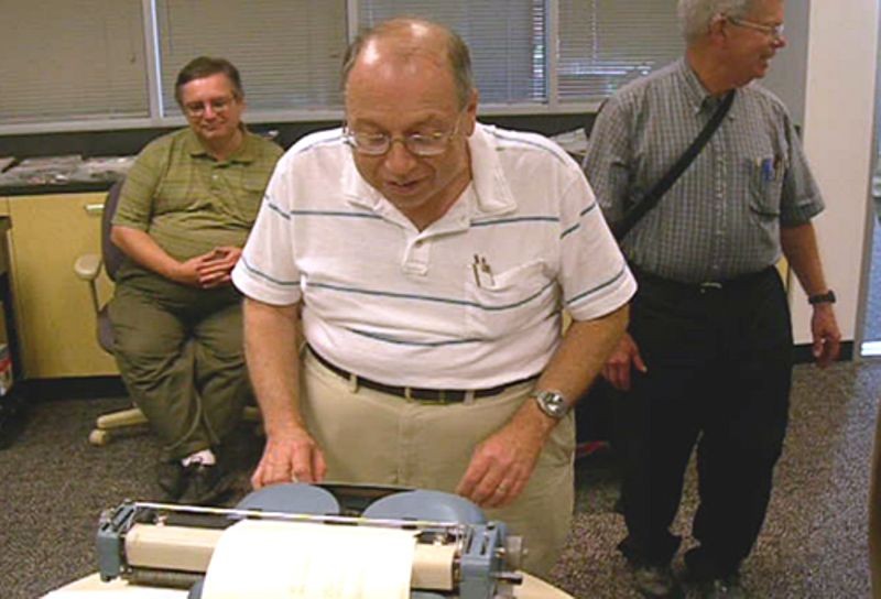 Alan Kotok writes a program using DDT on a Soroban typewriter during the Computer History Museum PDP-1 restoration project