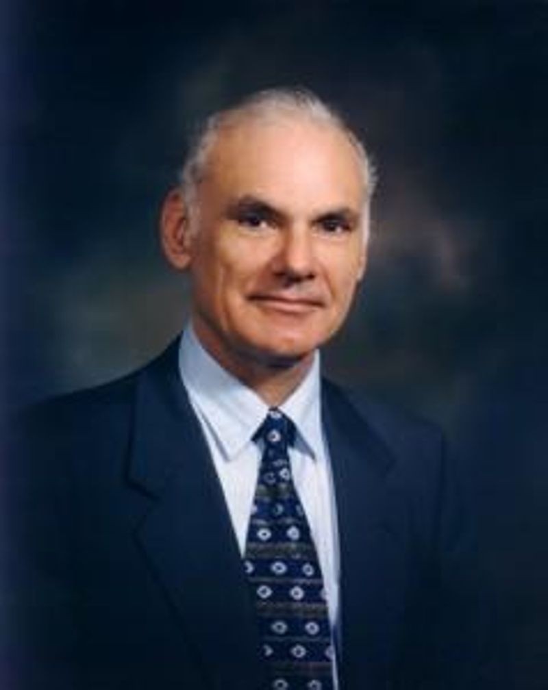 Larry Roberts (1937–2018) was honored as a CHM Fellow in 2017 for his seminal contributions to the evolution of our connected world. Following his early work in computer graphics and networking he was chief architect of the ARPANET, the US Department of Defense network that was a key building block of the later Internet. He was a champion of the x.25 networking standard, and a principal of the pioneering commercial networking corporation Telenet.