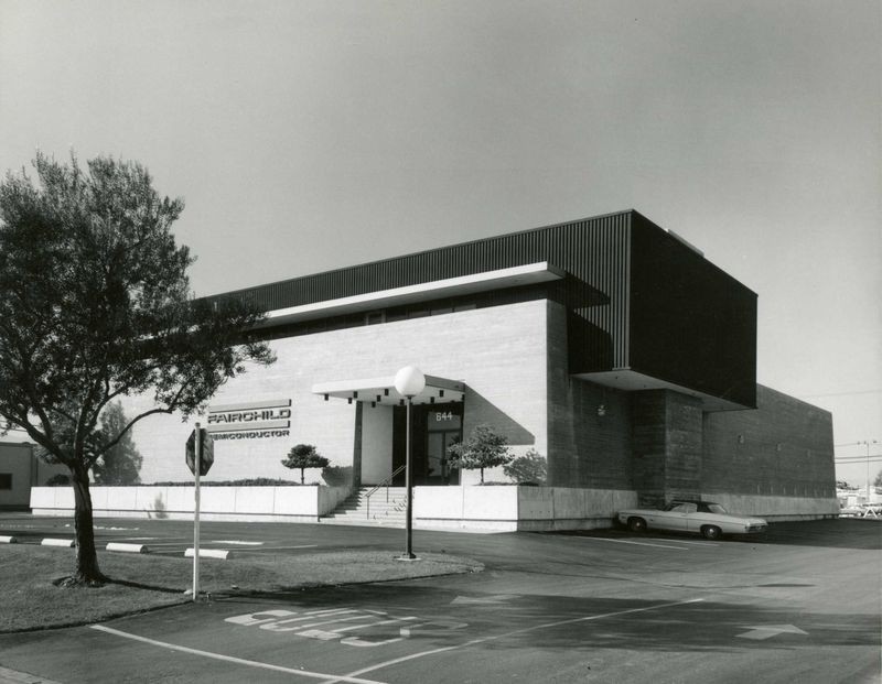 Fairchild Semiconductor Division Plating Facility, Mountain View, late 1960s
Architect: Simpson, Stratta & Associates
Photographer: Marvin Wax
© R&S limited; Courtesy of Kenneth G. Sletten
