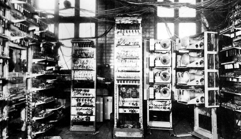 timeline_computers_1949.manchestermark1.